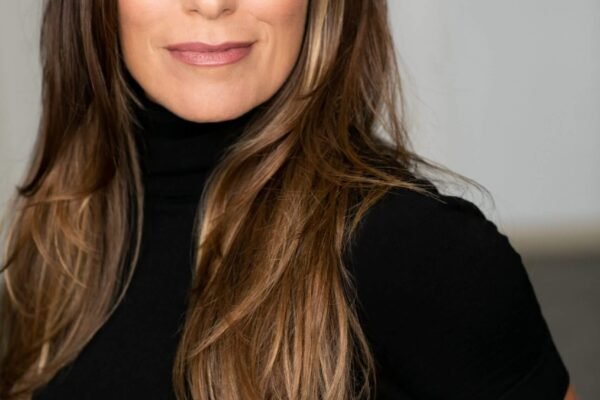 Laura Wasser (Wasser, Cooperman & Mandles)