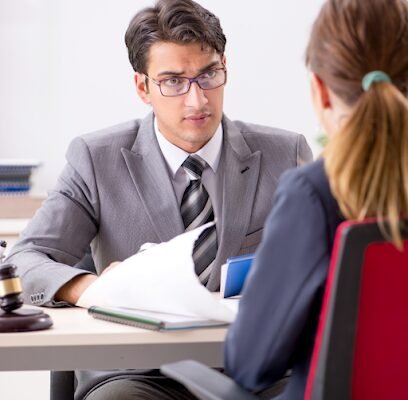 Abogados de Accidentes del Pueblo Injury Lawyers